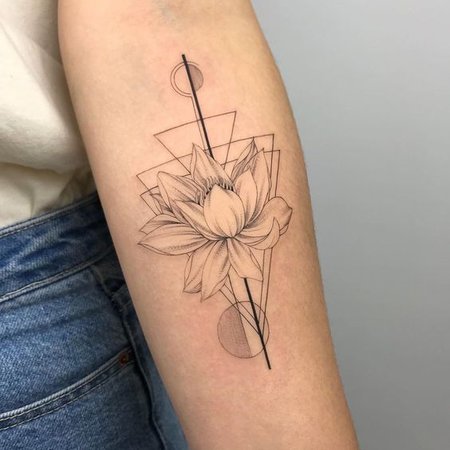 Realistic Lotus Flower Temporary Tattoo - Set of 3 – Tatteco